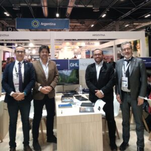 Dingus® Fitur 2024